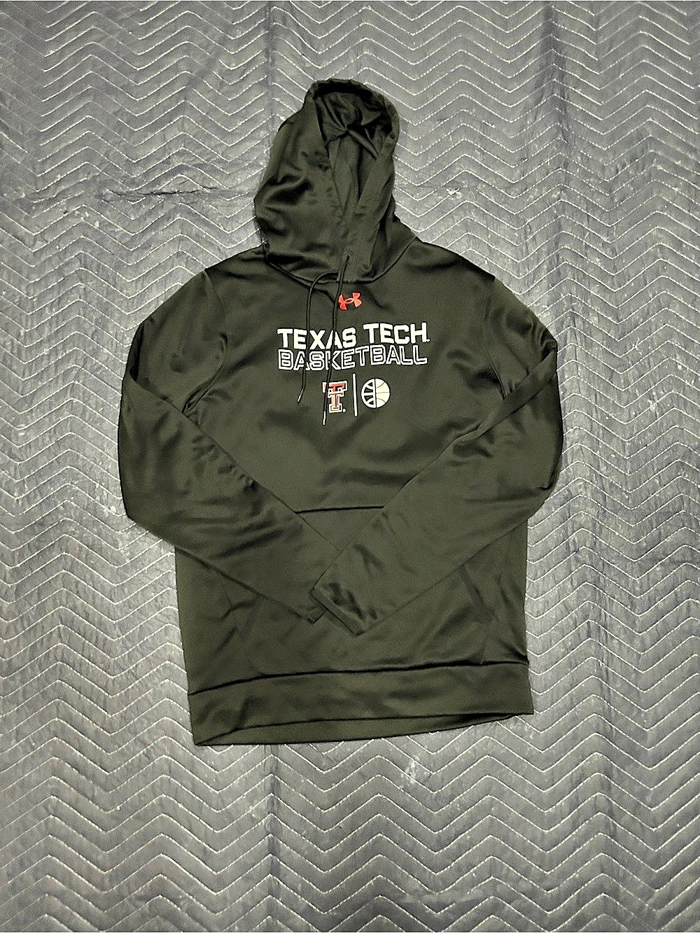 Black Under Armour Basketball Hoodie Like New